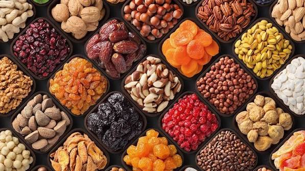Dried Fruits & Nuts​